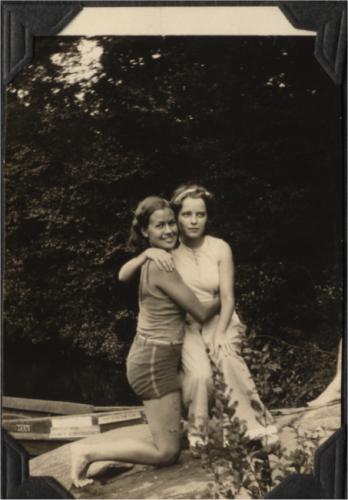 Ann Saaf And Friend Snake Rock 1931