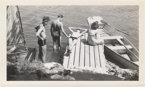 DavidsDock1LakeT1940