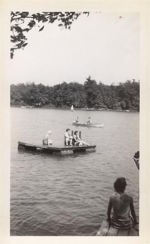 LakeT Float 1940