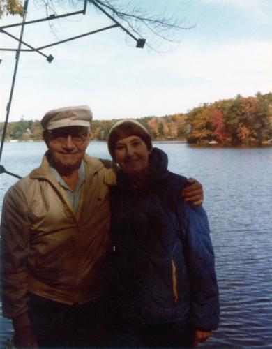 1983 October 16 Ken and Dea at Lake T
