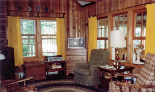 1988 August Corner of Living Room